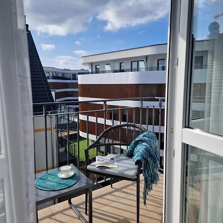 Stylish Vacation Apartment With Parking In Miedzyzdroje By Noclegi Renters Exteriör bild
