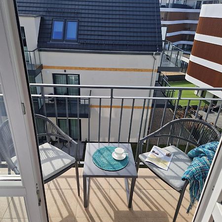 Stylish Vacation Apartment With Parking In Miedzyzdroje By Noclegi Renters Exteriör bild